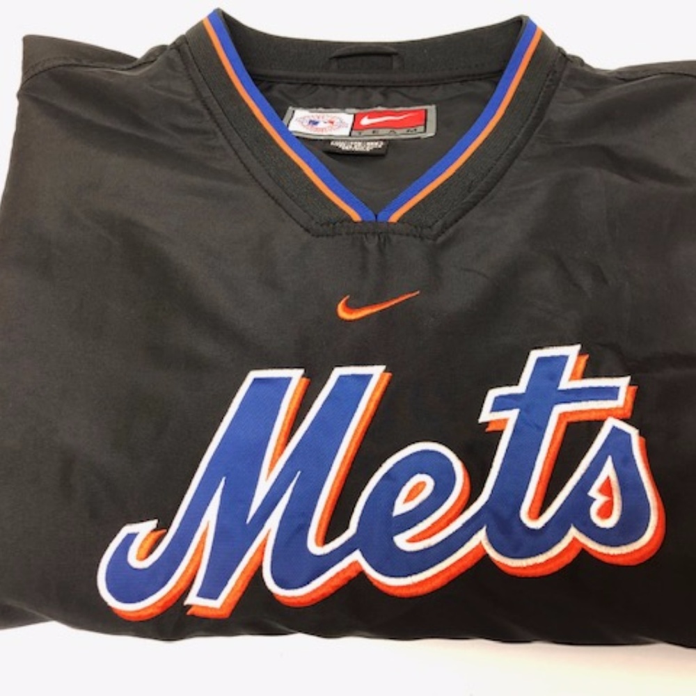 Mens Nike NY METS Long Sleeve Black Windshirt